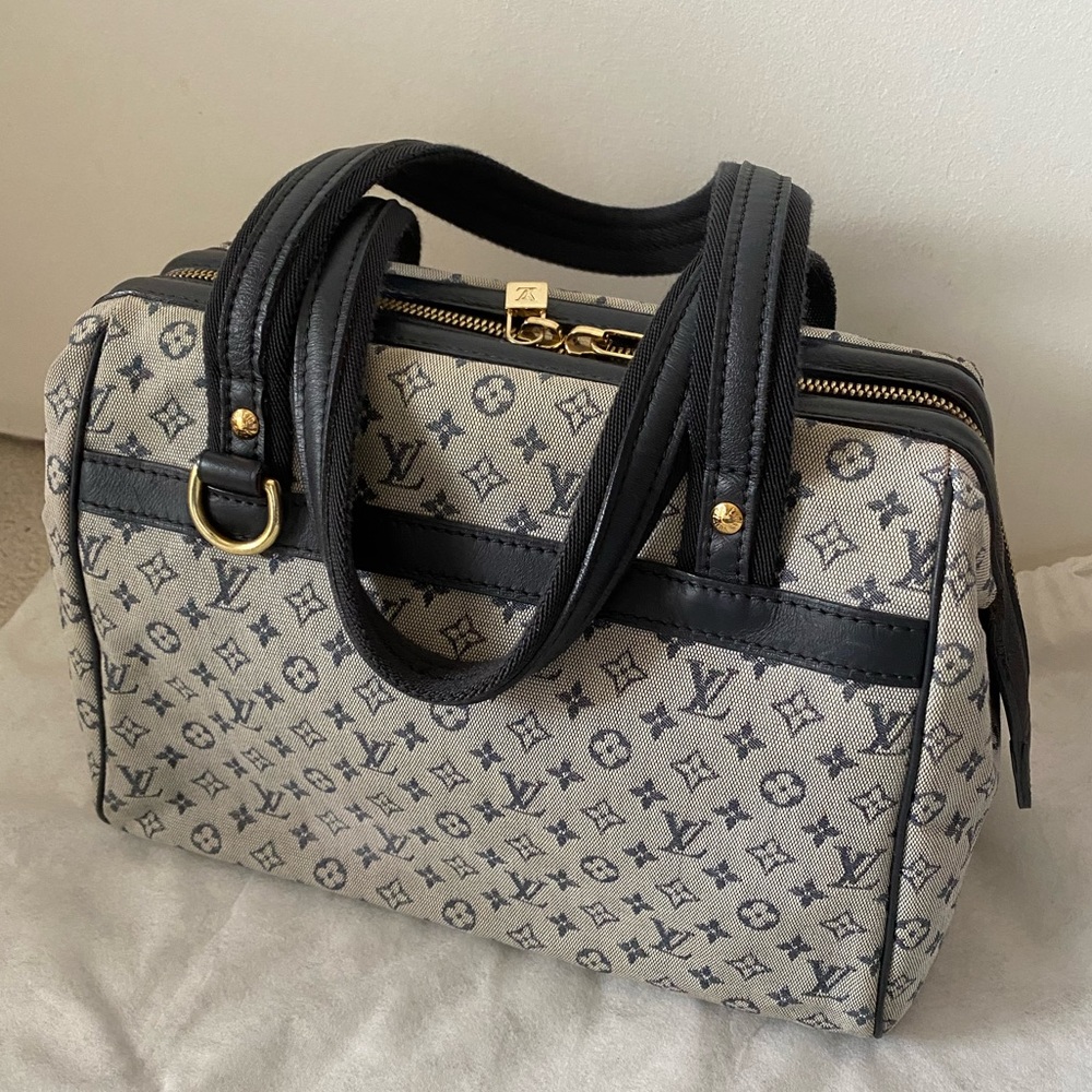 Vintage Louis Vuitton canvas bag - Picture 2 of 8